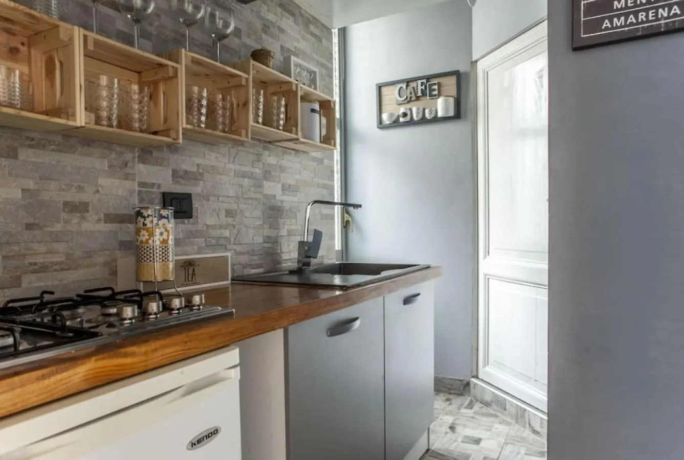 The 150 Home - Homkeey Apartments 로마 0*,